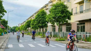 Bán nhà phố ven sông sen tự nhiên trong kđt Centa Vsip tp Từ Sơn