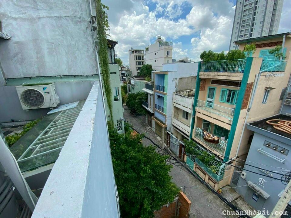 bán bán bán nhà , bán nhà hẻm , sổ riêng ngay tại trung tâm sài gòn , thị trấn nhà bè