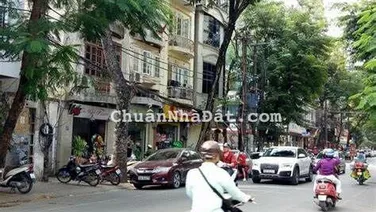 NHÀ PHỐ CỔ ĐẸP LONG LANH, TRUNG TÂM QUẬN HAI BÀ, NHÀ SÁT PHỐ KINH DOANH.