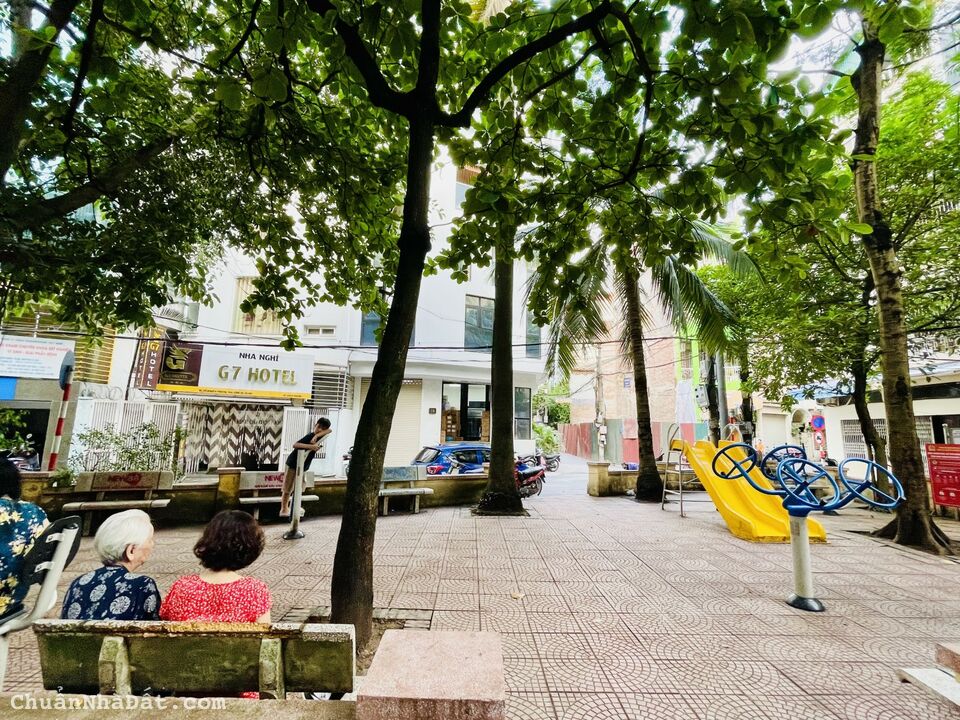 BÁN GẤP! Phương Mai Nhà đẹp - Ô tô tránh - Thang máy - Vỉa hè - 40m2 x 8 tầng chỉ 8 tỷ