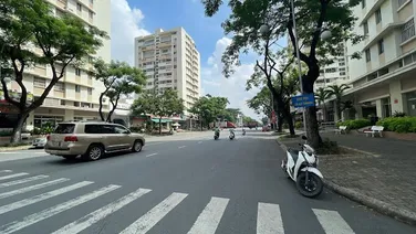 Shop Mỹ Cảnh Hà Huy Tập Phú Mỹ Hưng q7 giá bán 13.5 tỷ sổ hồng cầm tay