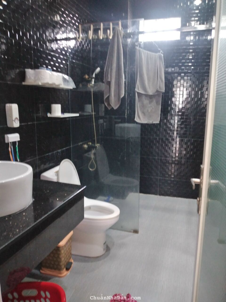 Cần bán gấp nhà 2 tầng hẻm oto Cầu Dứa Phú Nông