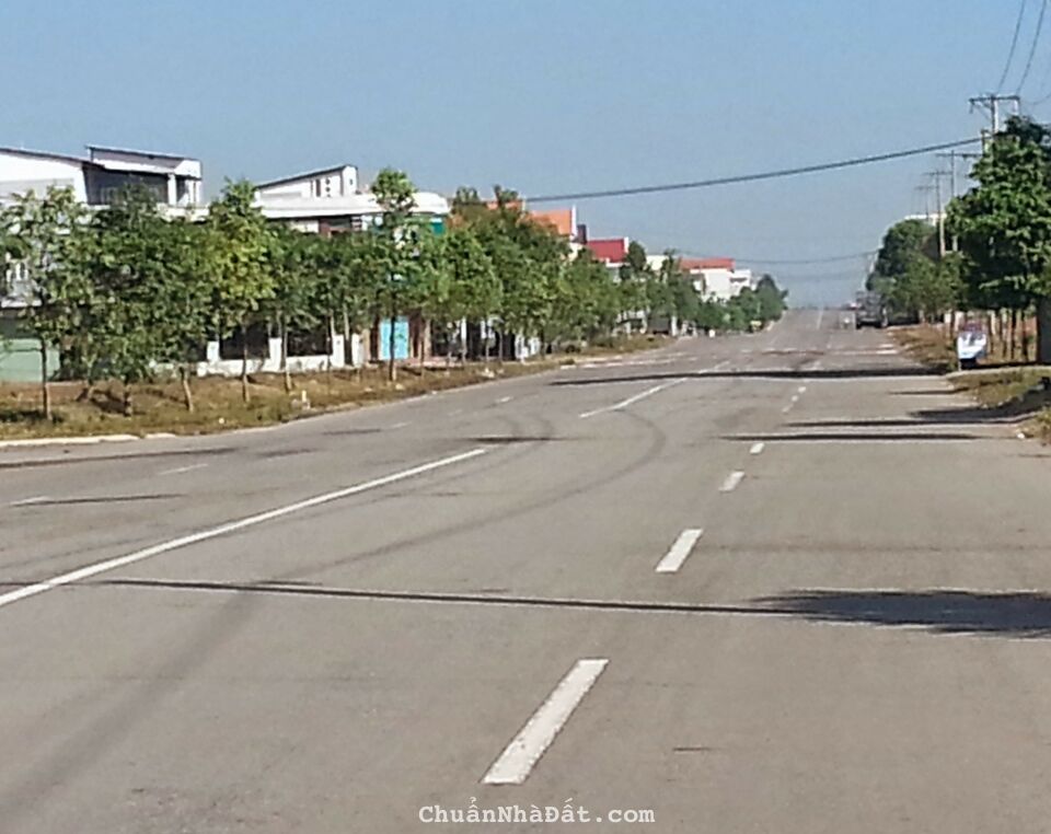 Chính chủ cần bán lô đất 180m2 gần chợ trường hoc