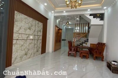 (Phú Nhuận) 2 lầu, Phan Đình Phùng, 4 x 11m, chỉ 6.8 tỷ, nhà đẹp