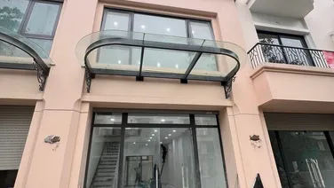 Cho thuê biệt thự shophouse hoàn thiện hai tầng có nội thất cơ bản giá chỉ 7tr liên hệ: 0981996532