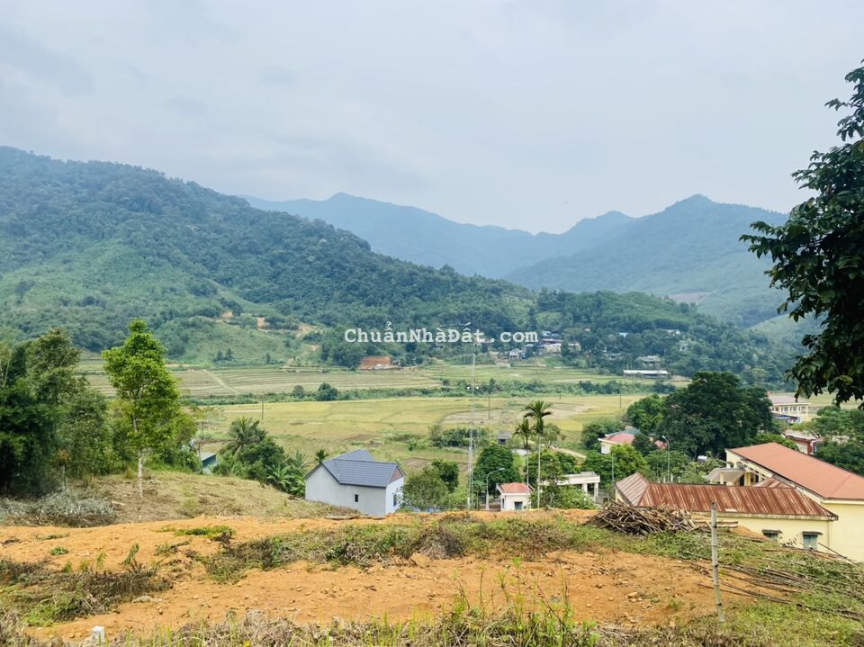 Bán gấp lô đất Dt 1350m2 có 200m2 TC sở hữu view triệu đô giá chỉ 1,x tỷ cực rẻ