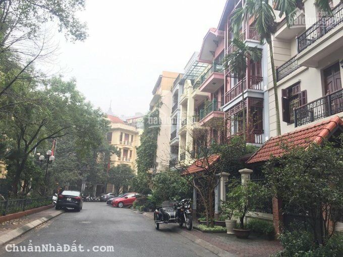  bán gấp căn biệt thự Trung Yên Phố Lưu Quang Vũ Xuân Quỳnh Trung Hòa  Cầu Giấy DT 184 m2 giá 59,5ỷ