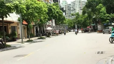 Bán nhà biệt thự, liền kề tại Dự án Toà nhà hỗn hợp Vườn Đào, Tây Hồ, diện tích 256m2 giá 1385 tỷ