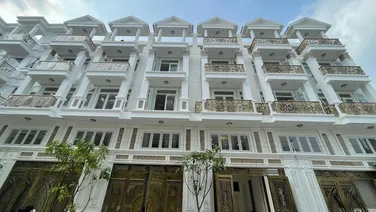 Nhà bán khu đồng bộ 535 Quốc Lộ 13, Hiệp Bình Phước. Giá 3tỷ250 triệu/căn. Sát khu đô thị Vạn Phúc