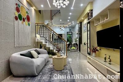 Cô Ba gửi bán nhà đường Trương Đình Hội P16, Quận 8. Giá 1 tỷ 9 DT 40m2 sổ riên