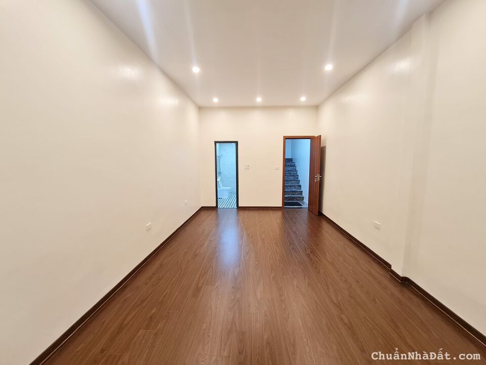 BÁN NHÀ MẶT NGÕ PHỐ ĐẠI LA, BA-GÁC ĐỖ CỬA, S 37M x 5 TẦNG, MẶT TIỀN 3M, GIÁ CHỈ 5 TỶ 250