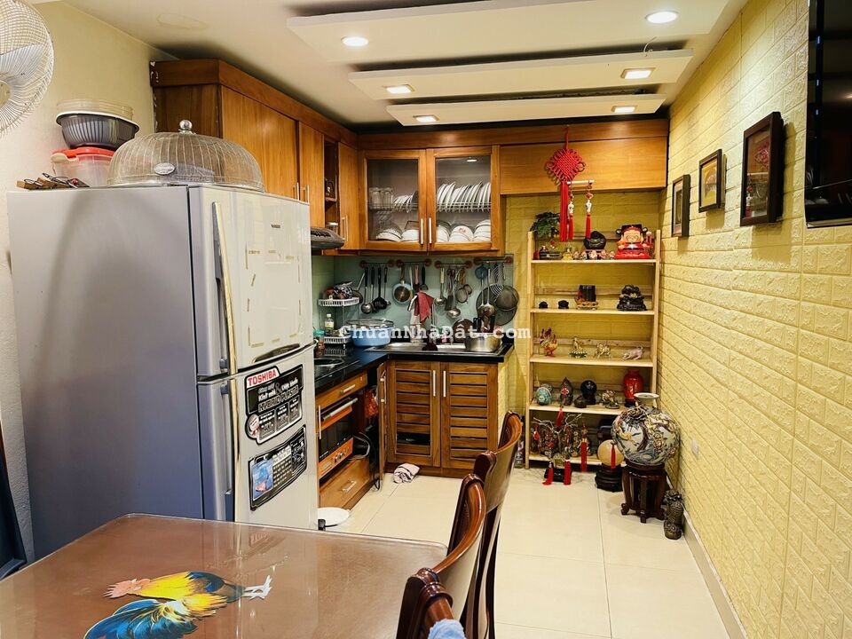 Bán nhà mặt phố Cổng Đục, Q. Hoàn Kiếm. 65m2x4T MT3m  giá 10.5tỷ