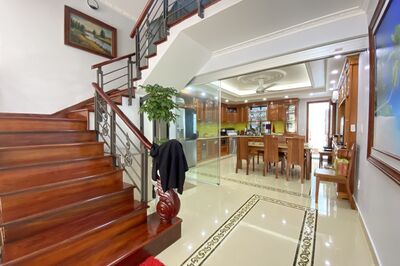 Cần Bán nhà đẹp về ở ngay, full nội thất tại Lô 9 Lê Hồng Phong, Hải An, Hải Phòng.