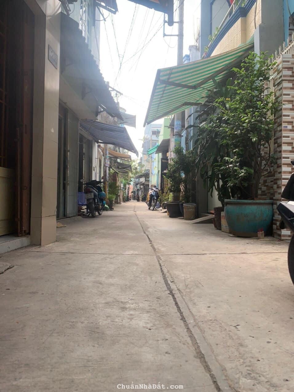 Nhà Bình Tân giáp quận 6 rộng 74m2 bán giá chỉ 2 tỷ 95Otr.