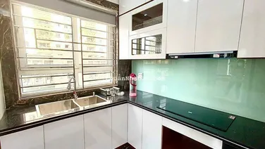 Bán căn hộ chung cư E3A Vũ Phạm Hàm 80m căn góc 2 p.ngủ giá 2.9 tỷ