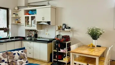 Bán căn hộ chung cư CT4 KĐT Mễ Trì Hạ Nam Từ Liêm 56m, nhà đẹp, full nội thất giá 3.6 tỷ