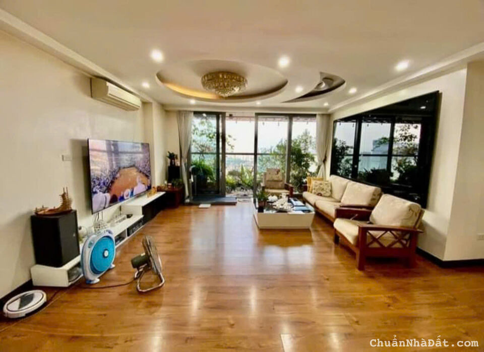 Bán chung cư FLC Lê Đức Thọ  Từ Liêm 153m giá 6.5 tỷ, căn góc, 3 ngủ, đủ đồ, slot ô tô