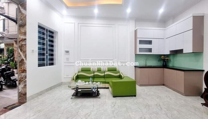 Nhà đẹp 5t, Mt 4.2m ngõ 132 Cầu Giấy Quan Hoa giá 4.95 tỷ 0343564283