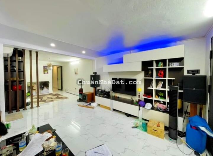 Bán nhà tập thể Đồng Xa Mai Dịch DTSD 100m giá 4.3 tỷ, 2 mặt ngõ, ô tô, kinh doanh