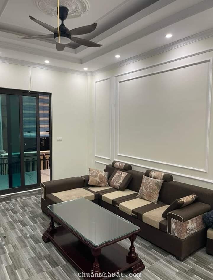 Bán nhà Cầu Giấy phố Nghĩa Tân 28m x 6T giá 7.5 tỷ, xây mới, ô tô, ngõ thông