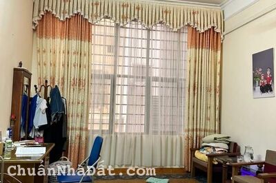 Bán nhà riêng Trần Duy Hưng Cầu Giấy 35m x 4T giá 13 tỷ, nhà dân xây, ngõ ô tô thông