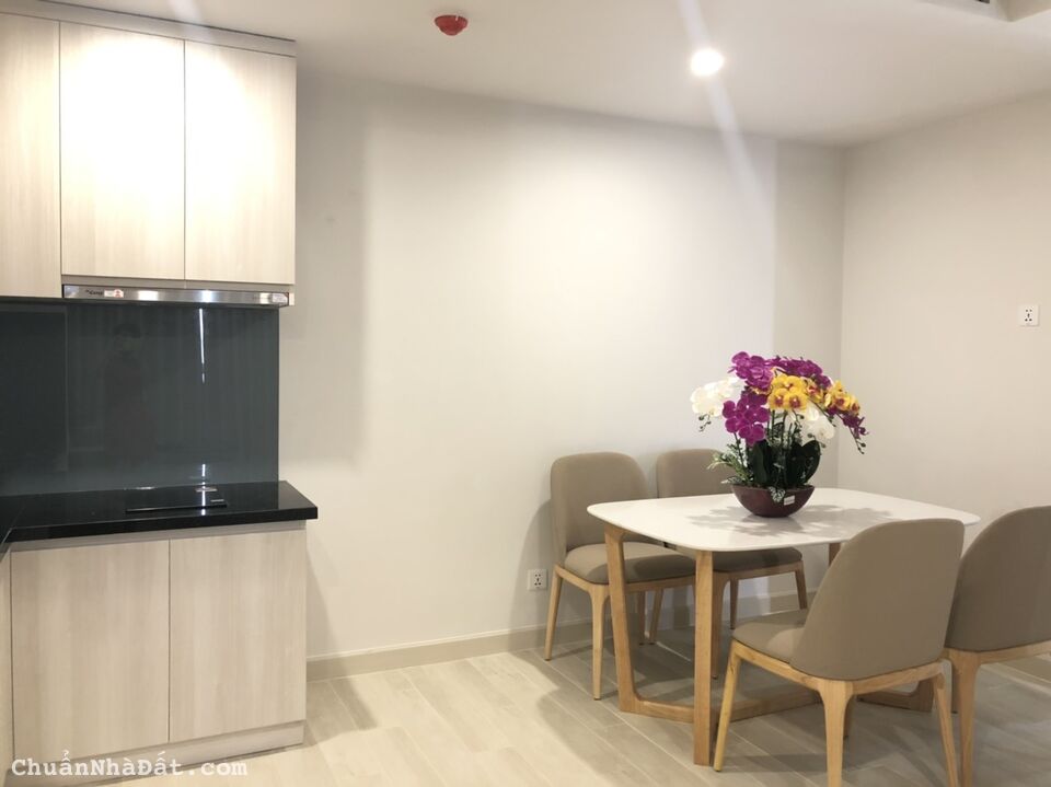 Căn hộ 2PN Gold Coast, full nội thất mới, ban công đông nam, chỉ 18 triệu/tháng