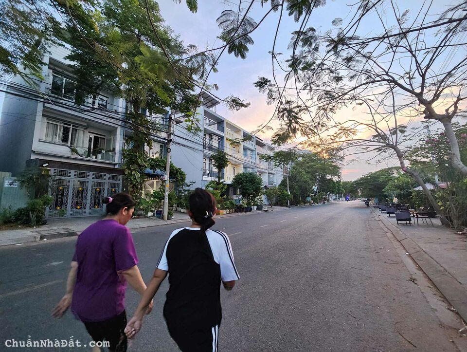 Bán đất mặt tiền 30m Trịnh Quang Nghị P7 Quận 8  5x20 chỉ 7.5 tỷ