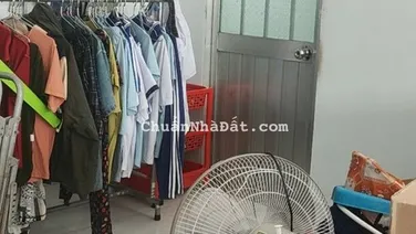 Bán rẻ nhà 1 tỷ 2 mặt tiền đường võ văn mùi P3 tp tân long an