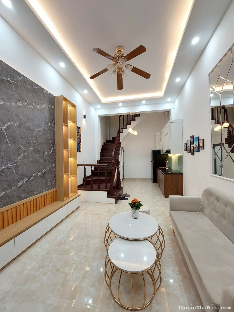 Bán nhà Thái Hà, Ô TÔ, DT 31m2 *5T, MT 4,3 m, giá 4,35 tỷ, Lh: 0984417892     