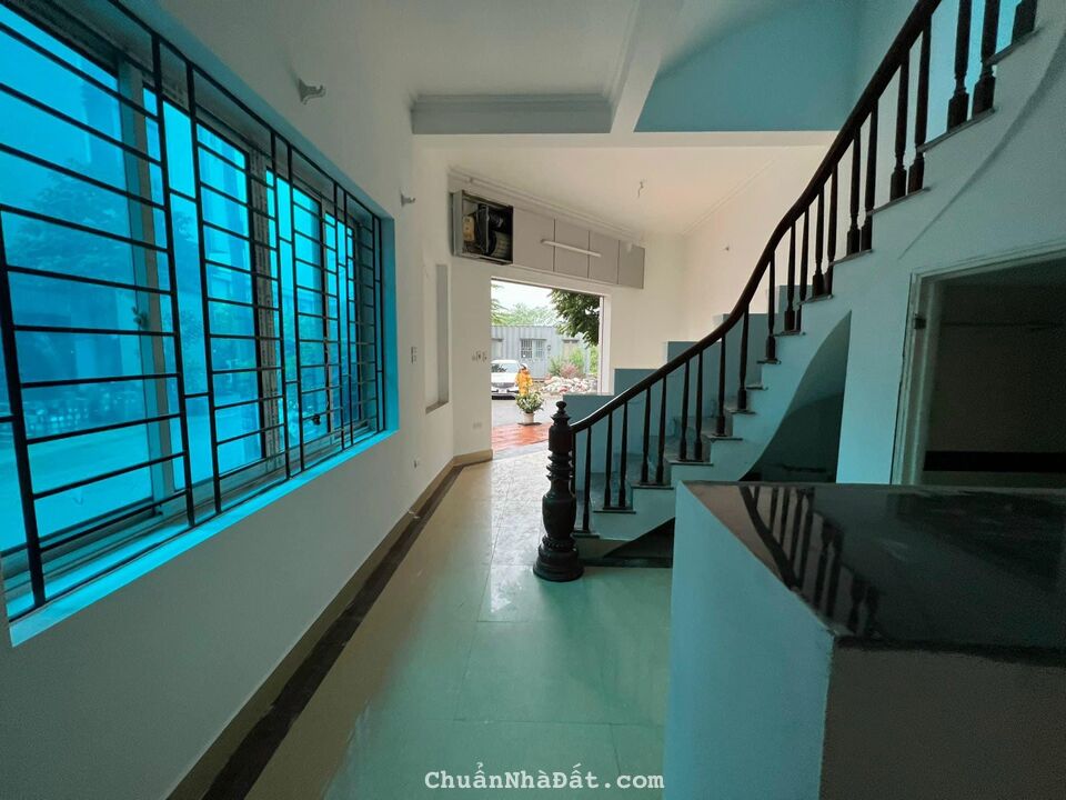 Cho thuê nhà La Khê, Hà Đông 60m2 x 4,5 tầng, lô góc, xe tải đỗ cửa. Giá 14.5tr/tháng