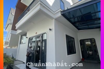 Bán Villa Mini ở Phan Chu Trinh, Phường 9, Đà Lạt ( 150m2 - Giá Chỉ 8 Tỷ 4 )