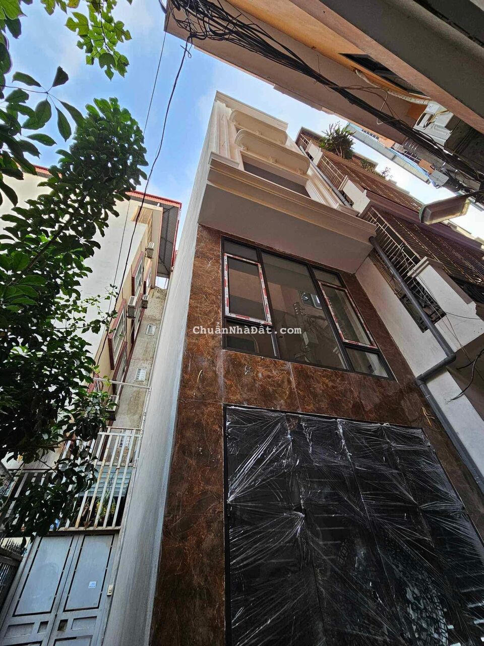 Cần bán gấp nhà 5,5 tầng mới lô góc 2 mặt thoáng,3 ngủ, 35m2 phố Nguyễn Khang,Cầu Giấy