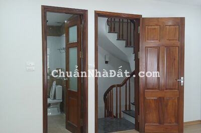 Bán nhà phố Phú Diễn, Vũ Đạo An, Quận Bắc Từ Liêm dt 35 m2 x 5 t mới tinh giá 4,4 tỷ