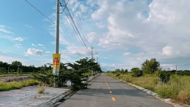 Bán gấp lô góc, kề góc Hùng Vương, thị trấn Đăk Hà, Kon Tum giá sụp hầm chỉ 467tr. LH: 0768470056