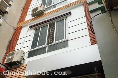 Bán nhà ĐẸP Đường Tam Trinh, Ô TÔ, DT 35m X 5T, MT 4 m, giá 3 tỷ 4, Lh: 0984417892.     