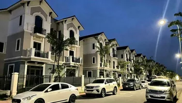Biệt thự cạnh Ninh Hiệp giá tốt chỉ 6,x tỷ