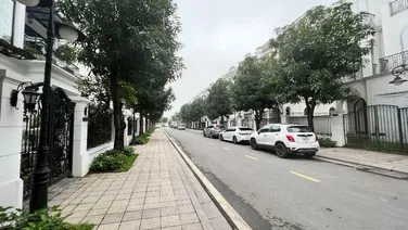 Bán nhà biệt thự đơn lập đường Ngọc Trai Vinhomes Ocean Park 1 Gia Lâm dt 297 x3t mt 17m giá 73 tỷ