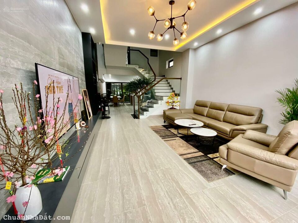 Siêu Rẻ Nhà Kim Giang – Ngõ Thông – Ô tô gần nhà – Nhà mới xây – DT: 42m x 5Tầng Giá 5,5 Tỷ