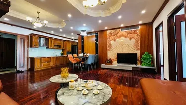 Bán căn hộ chung cư Trung Yên 1 – Trung Kính 120m2 3PN 2WC đủ đồ giá 6.* tỷ LH 0986128415