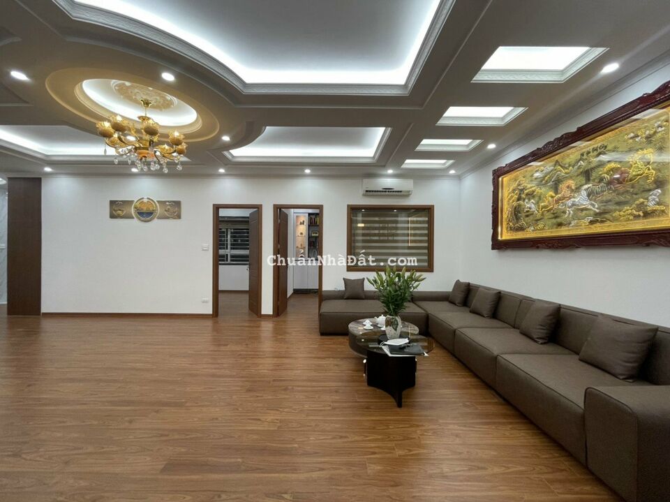 Bán căn hộ CT1 VIMECO Nguyễn Chánh 152m2 4PN 2WC căn góc nhà mới đẹp đủ đồ giá 8 tỷ LH 0333196926
