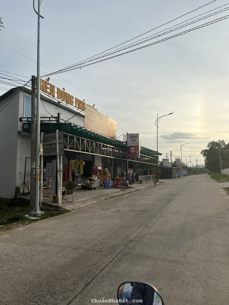 Bán Nền Cắt Lỗ 30%còn  850tr/ Lô, Gần Trung Tâm Dương Đông PHÚ QUỐC 8 PHÚT