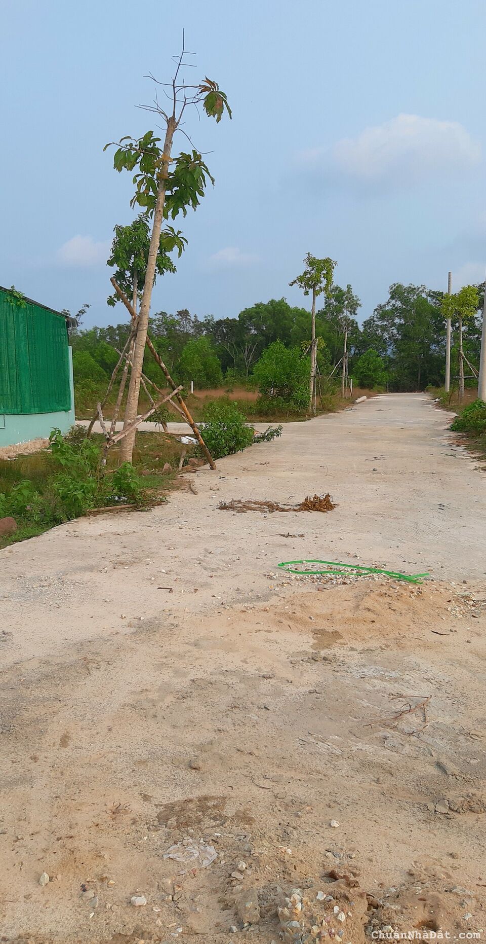 Bán 1 lÔ Đất Cắt Lỗ 350 Gần Trung Tâm Dương Đông PHÚ QUỐC 7 phút Gía còn 850tr