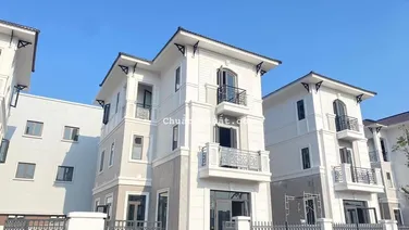 Cần bán biệt thự vườn hướng nam, môi trường sống xanh tại Vsip Bắc Ninh