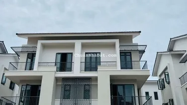 Bán biệt thự vườn đối diện công viên ngay cạnh Hà Nội vị trí đẹp giá rẻ