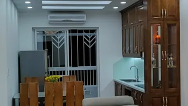 Bán chung cư A14 Nam Trung Yên, dt 65m2 2PN 1WC nhà đẹp đủ đồ bc Đông Nam LH 0966891695