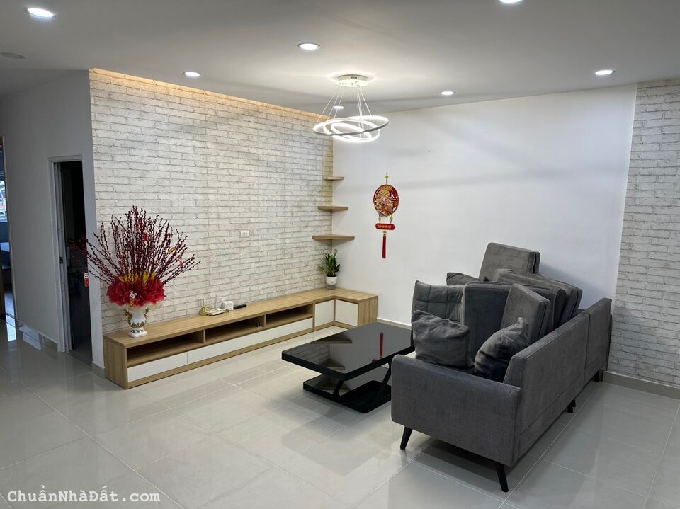 Cho Thuê Căn Hộ Oriental Plaza 2 phòng ngủ/2wc Full Nội Thất Chỉ #14Tr - Ở Ngay Tel 0942.811.343 