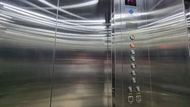 Bán Nhà Nguyễn Ngọc Vũ Cầu Giấy 66m2 7T Thang Máy MT4.6 17 tỷ 0979312111