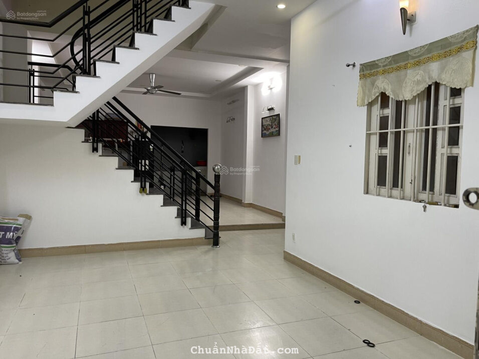 Cho thuê nhà nguyên căn hẻm Lê Hoàng Phái, P17, Gò Vấp. gần chợ An Nhơn