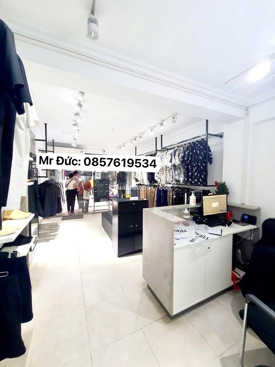 CỰC SỐC💥MẶT PHỐ HÀNG GÀ HOÀN KIẾM💥5 TẦNG💥MẶT TIỀN 4M💥VỈA HÈ KINH DOANH💥2X TỶ