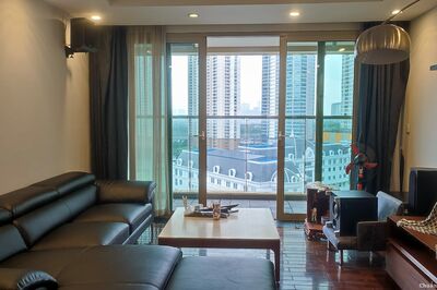 Cho thuê căn hộ chung cư Madarin Garden Cầu Giấy, 172m2, 3PN, nội thất hiện đại (đang trống)